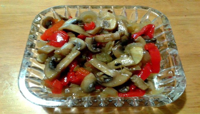 салат с грибами